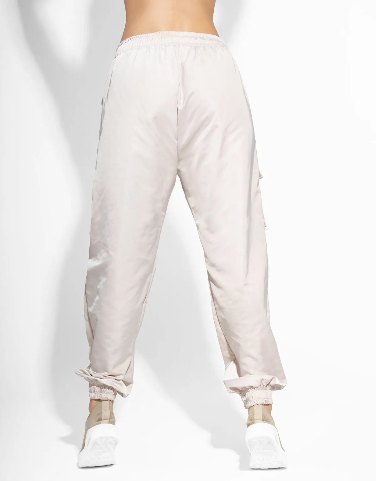 BEIGE CARGO JOGGER