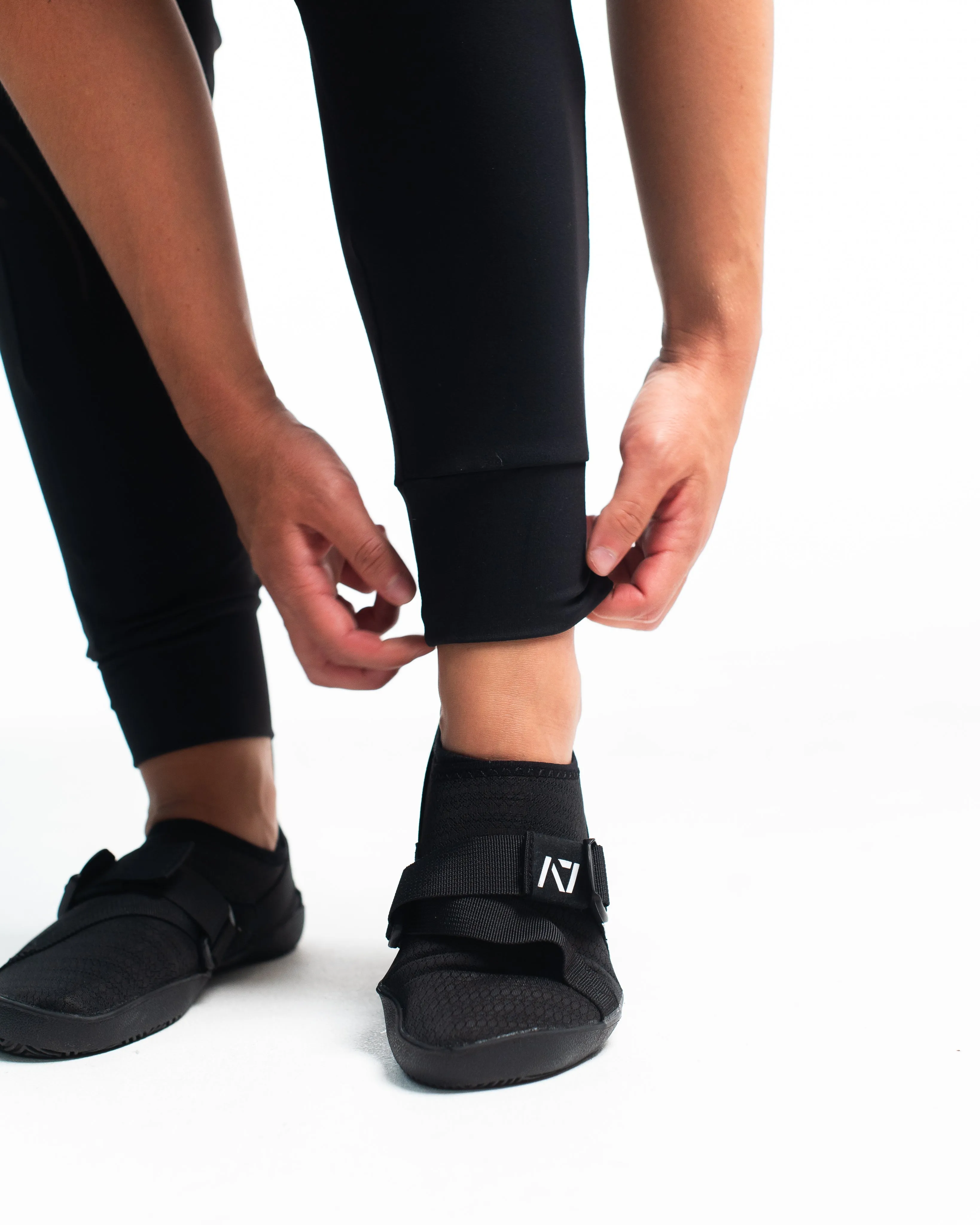 Defy Joggers - Stealth (Unisex)