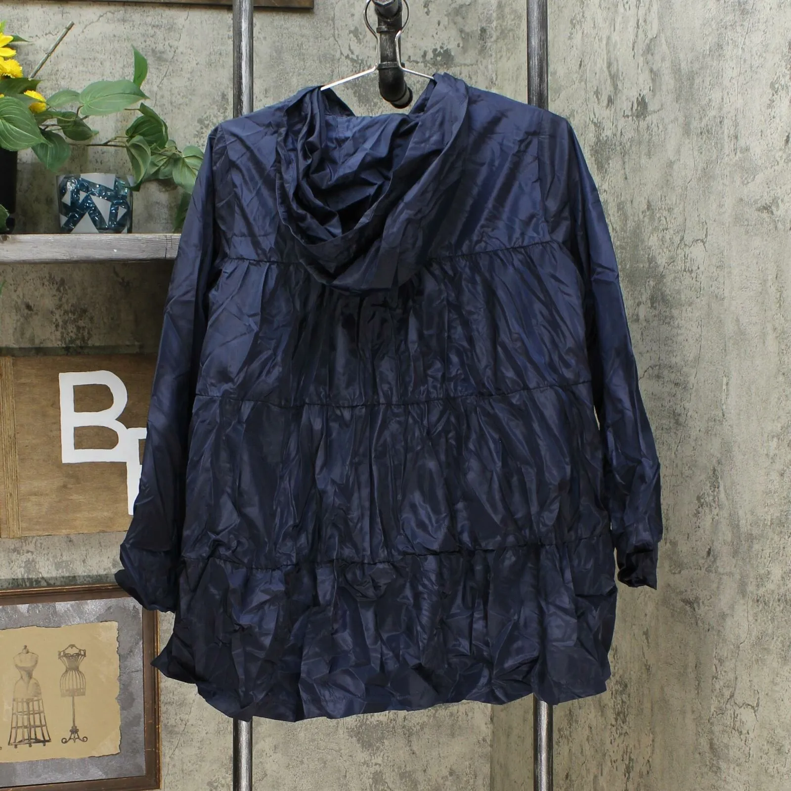 DG2 by Diane Gilman Women's Water-Resistant Hooded Tiered Raincoat