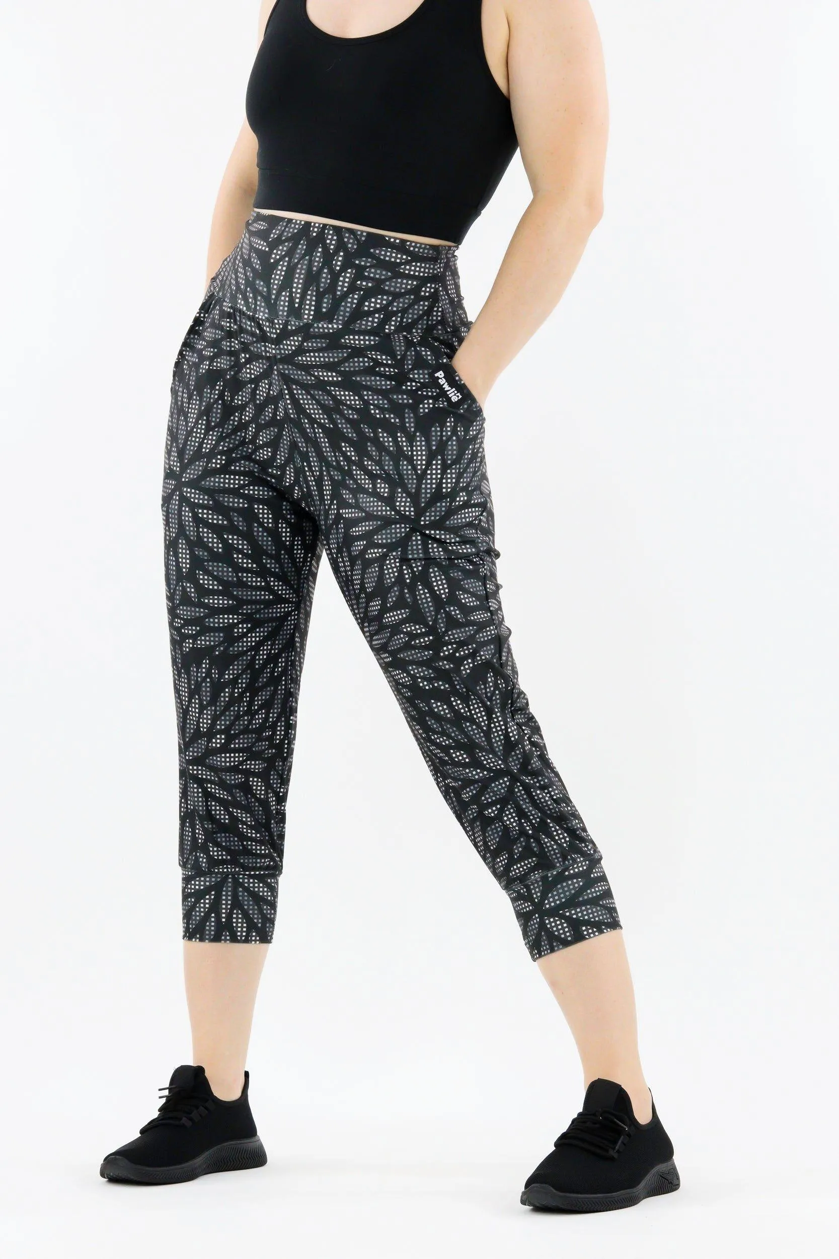 Glitzy Delilah - Hybrid - Pocket Capri Joggers 1.0