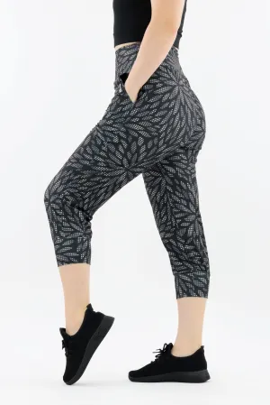 Glitzy Delilah - Hybrid - Pocket Capri Joggers 1.0