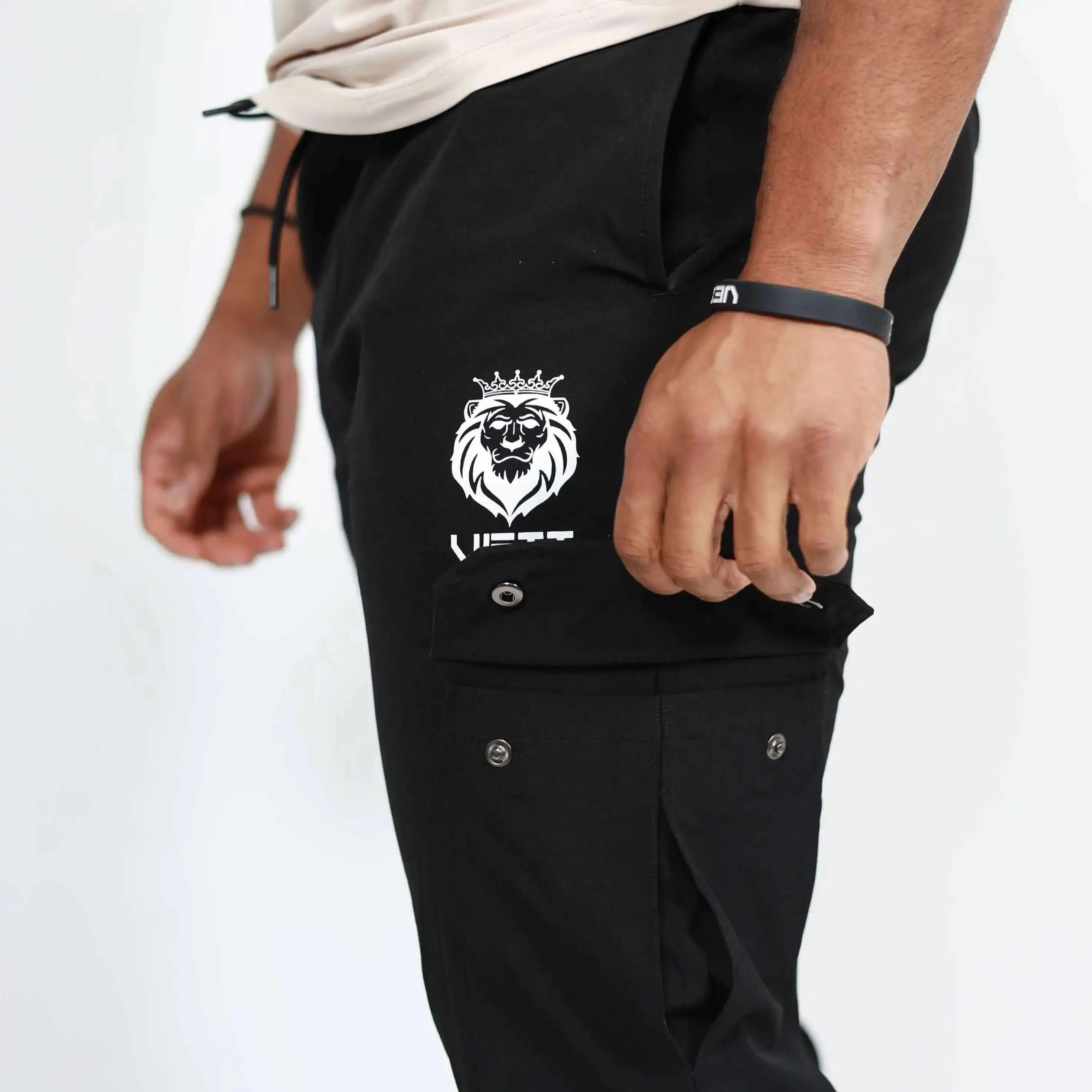 Infinity Cargo Joggers - Black