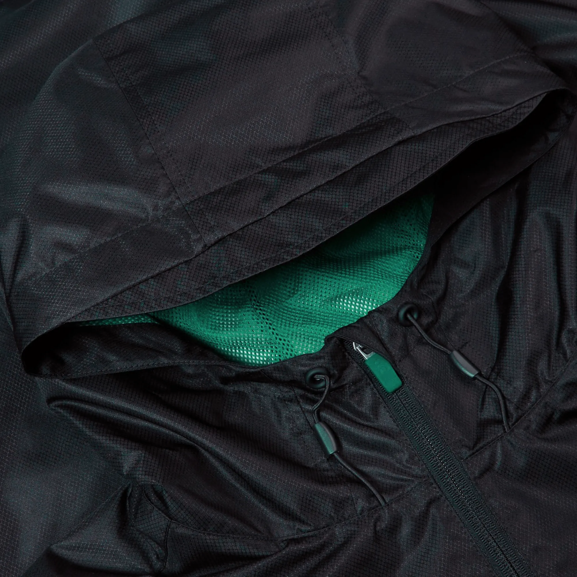 Ireland 24 Wind Resistant Jacket by Canterbury