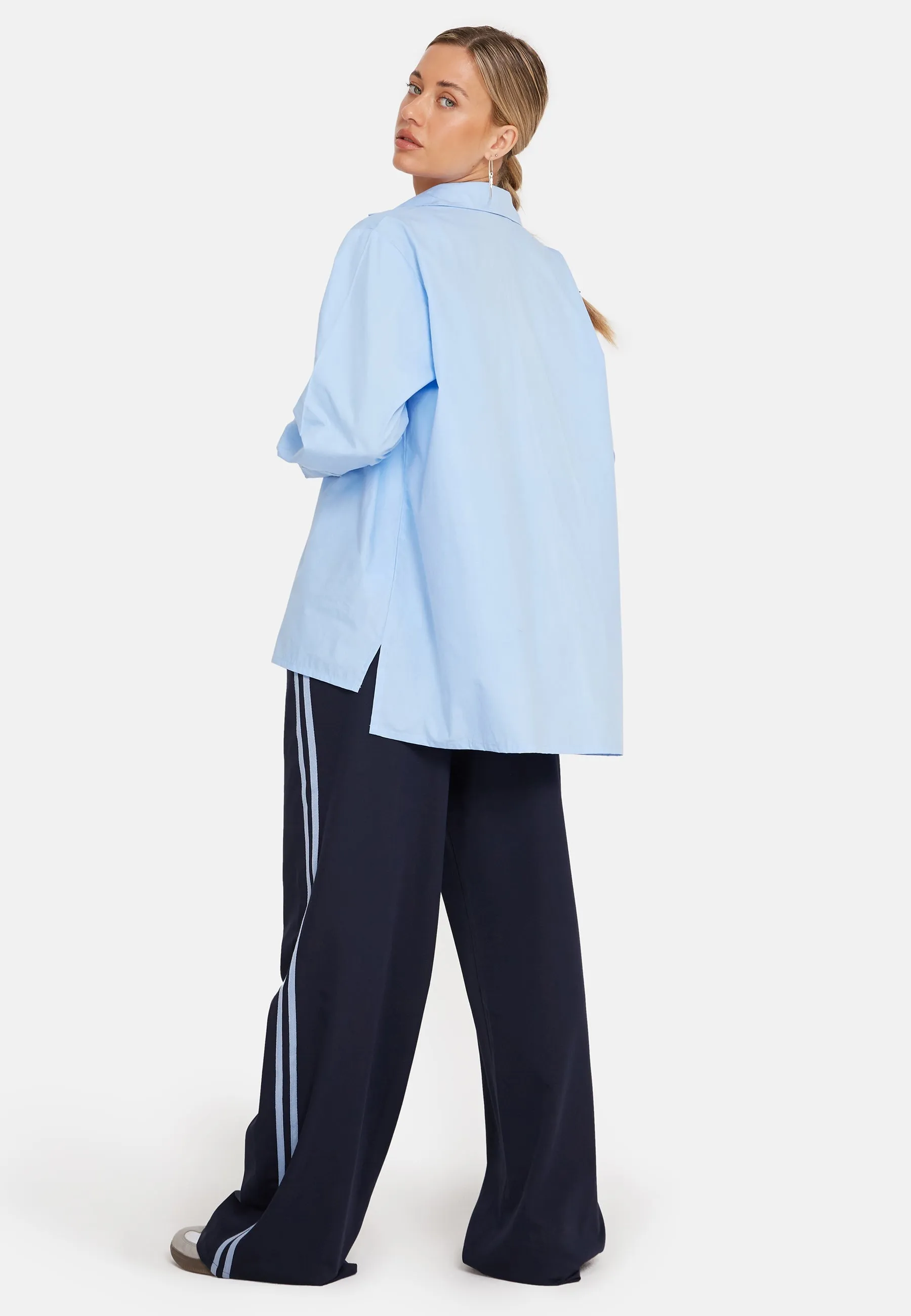 Mavis Button Up Shirt in Poplin Sky Blue