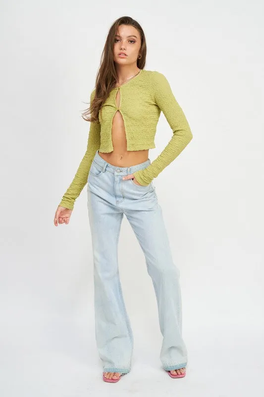 ROUND NECK FITTED TOP WITH CUT OUT DETAIL