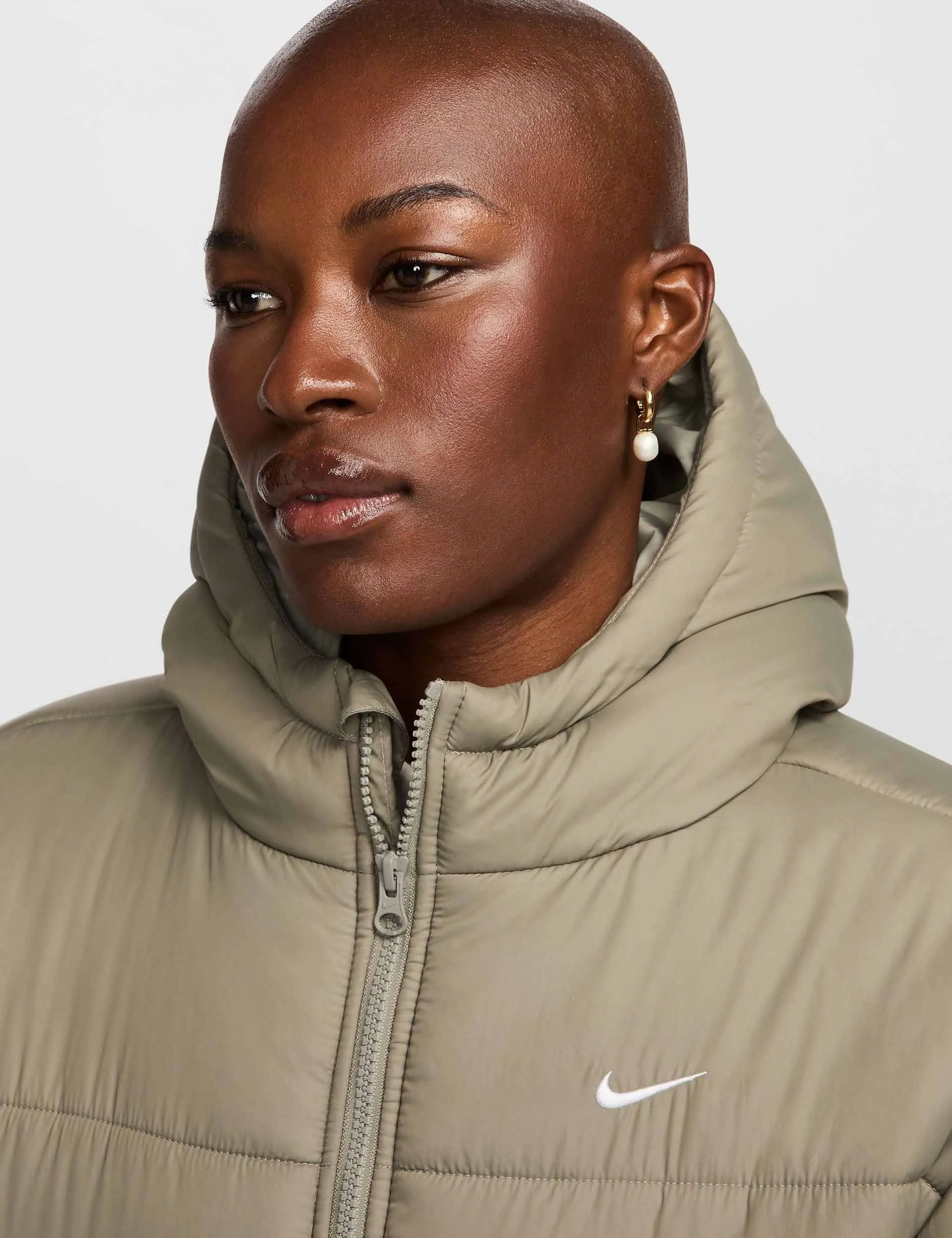 Sportswear Classic Puffer Therma-Fit Hooded Jacket - Light Army/White