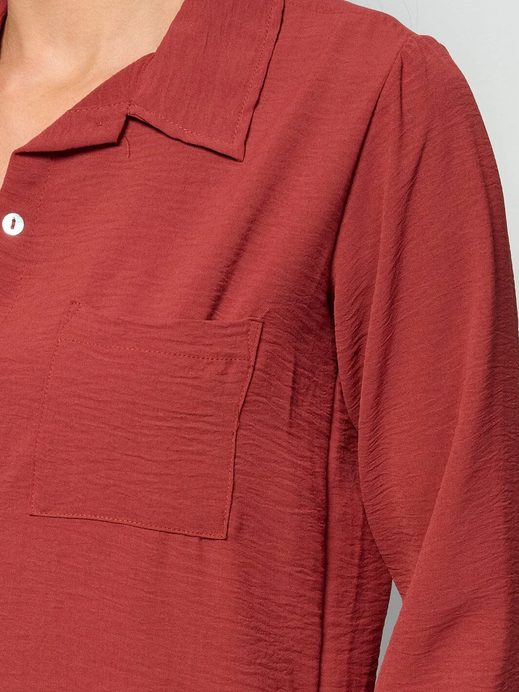 WOMEN'S LONG SLEEVE BUTTON UP FRONT POCKET BLOUSE TOP