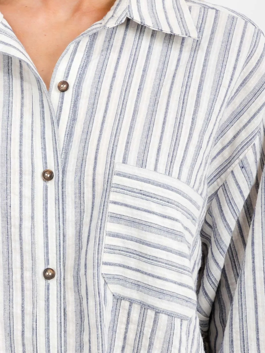 WOMEN'S LONG SLEEVE BUTTON UP FRONT POCKET STRIPES SHIRT TOP