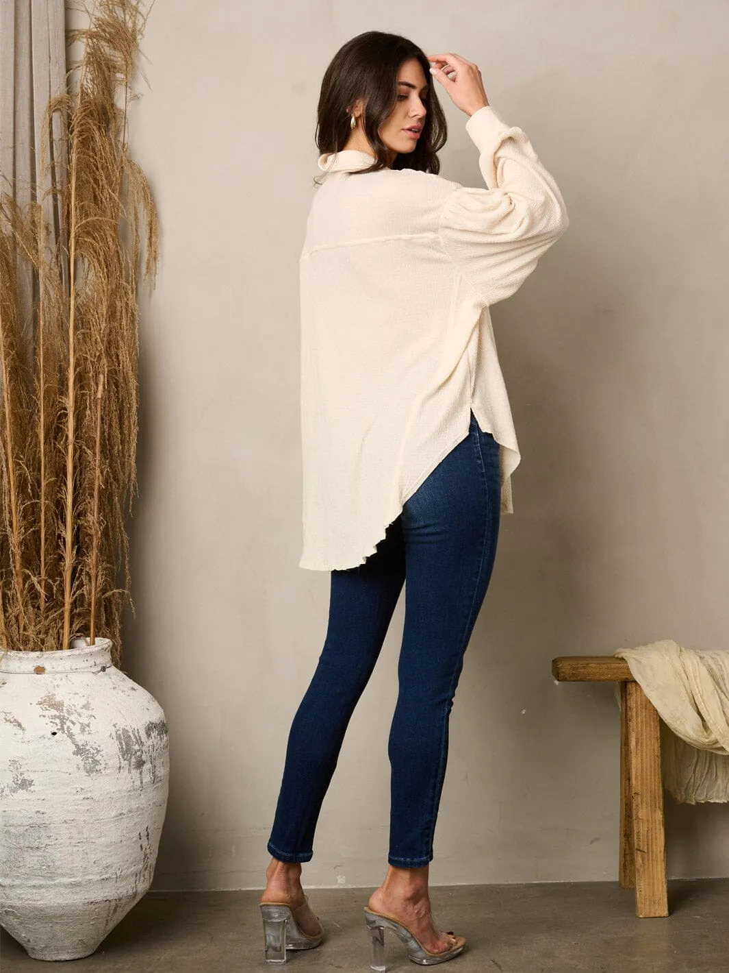 WOMEN'S LONG SLEEVE BUTTON UP OVERSIZED TOP