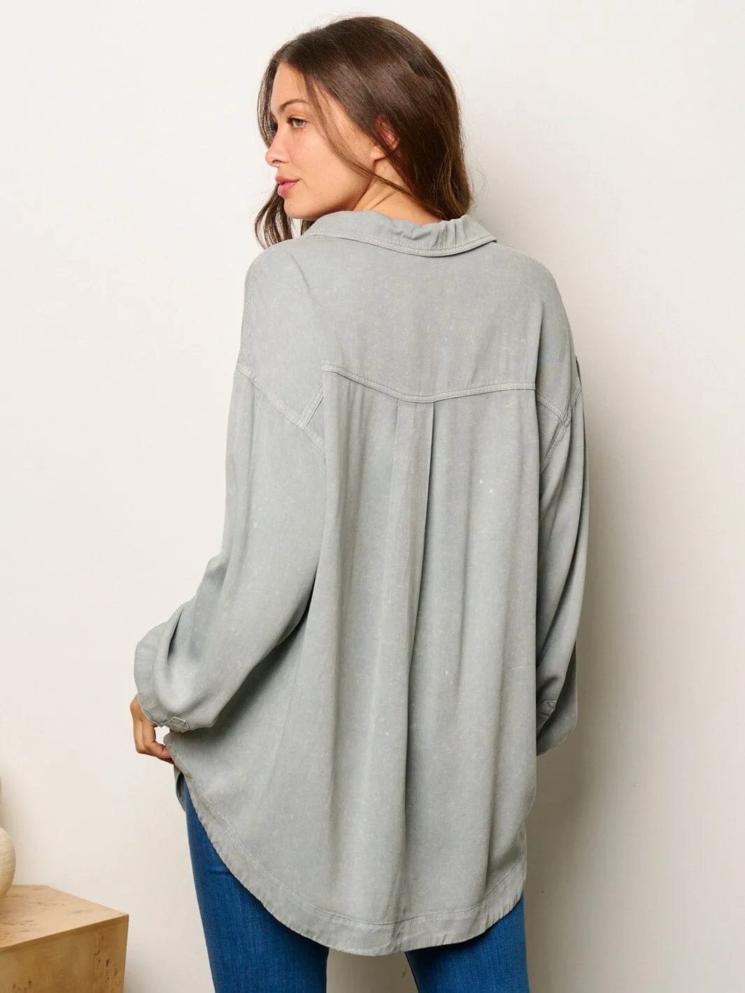 WOMEN'S LONG SLEEVE BUTTONS DETAILED OVERSIZED TUNIC TOP