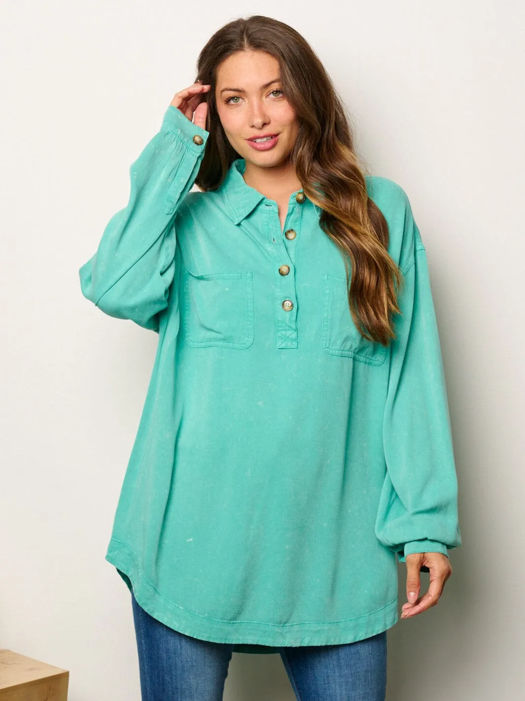 WOMEN'S LONG SLEEVE BUTTONS DETAILED OVERSIZED TUNIC TOP