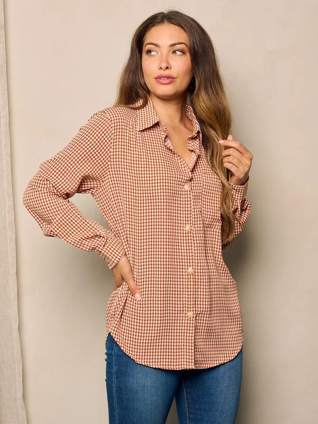 WOMEN'S LONG SLEEVE FRONT POCKET BUTTON UP BLOUSE TOP
