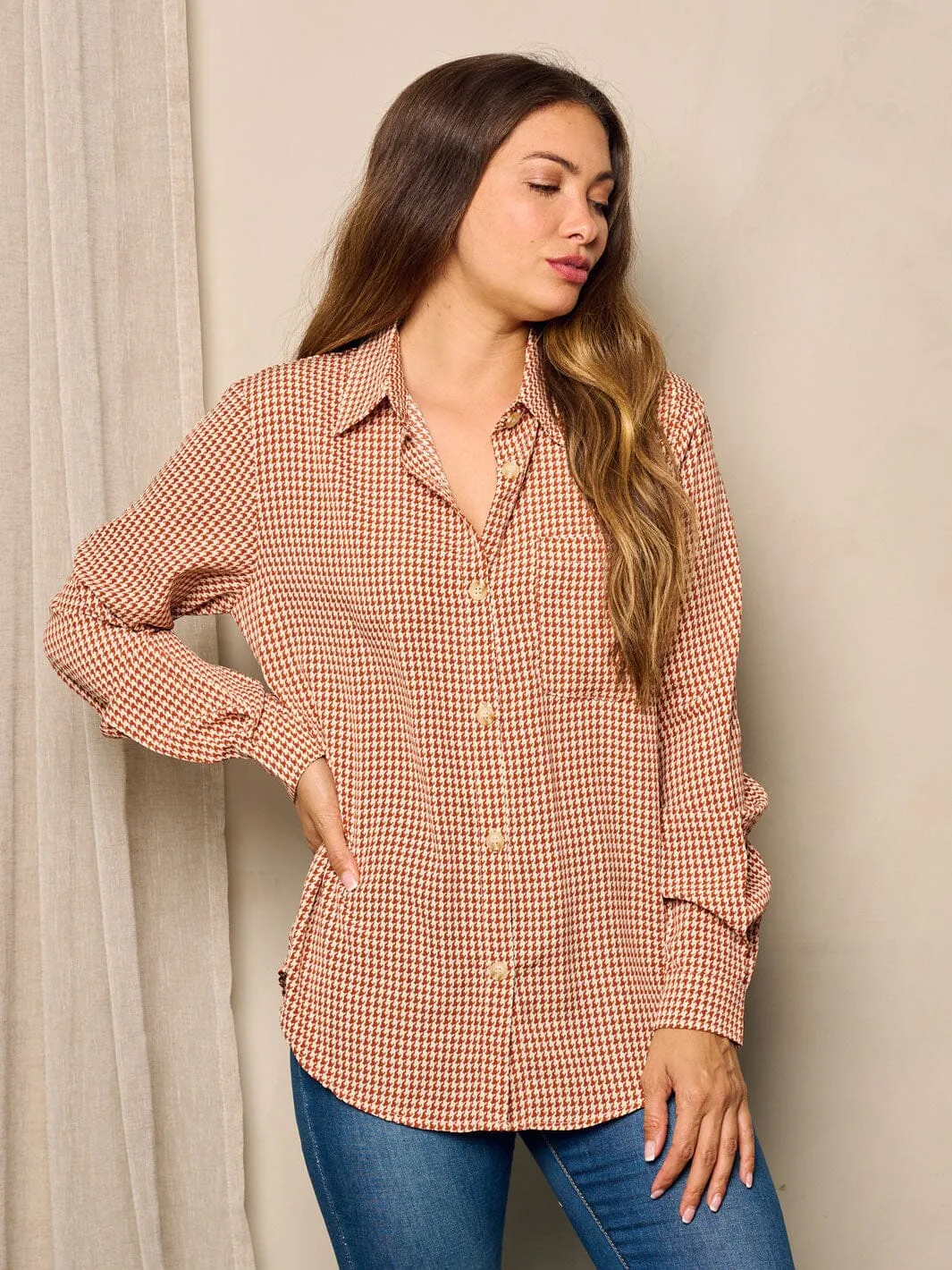 WOMEN'S LONG SLEEVE FRONT POCKET BUTTON UP BLOUSE TOP