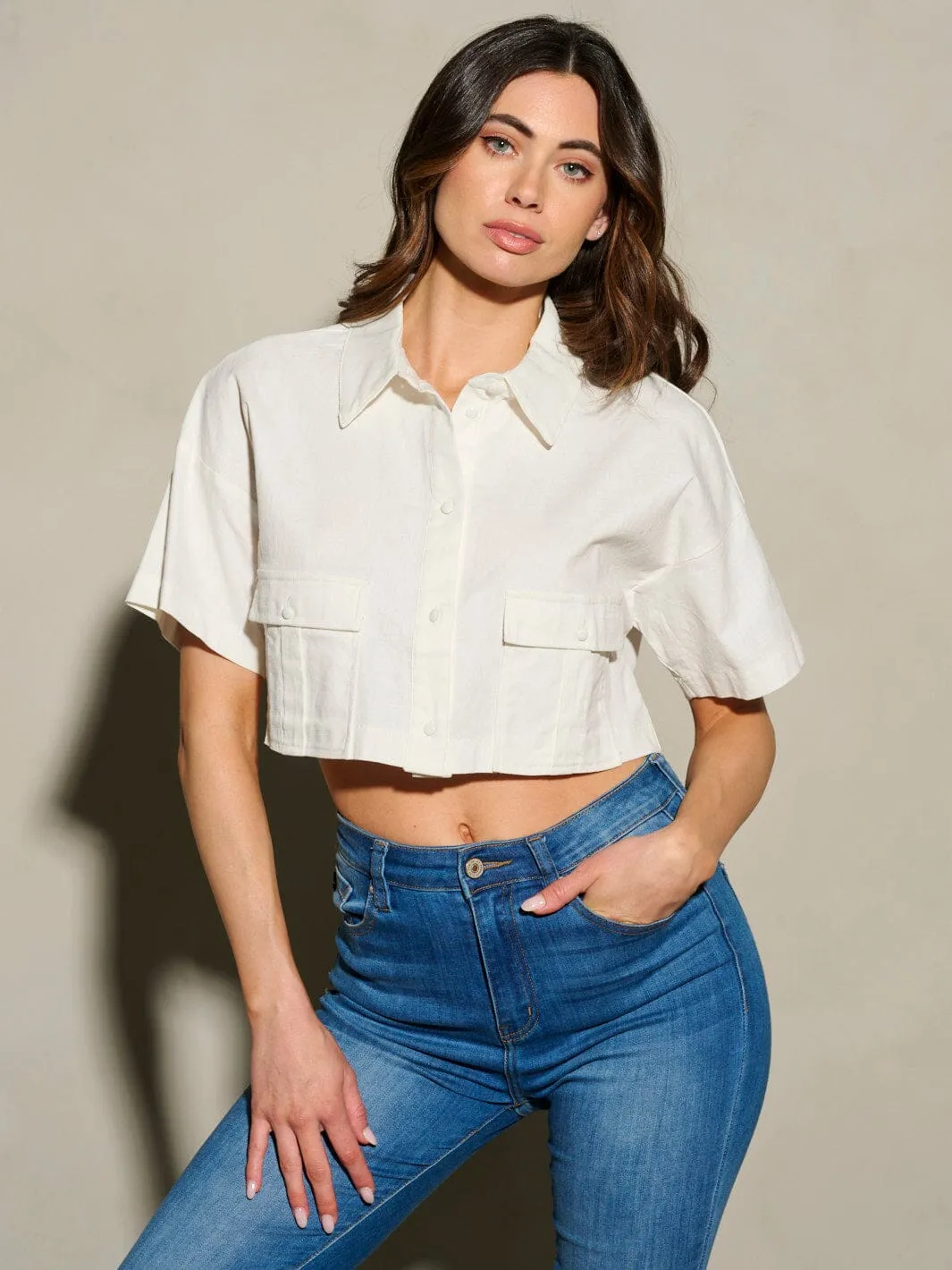 WOMEN'S SHORT SLEEVE BUTTON UP FRONT POCKETS CROP TOP