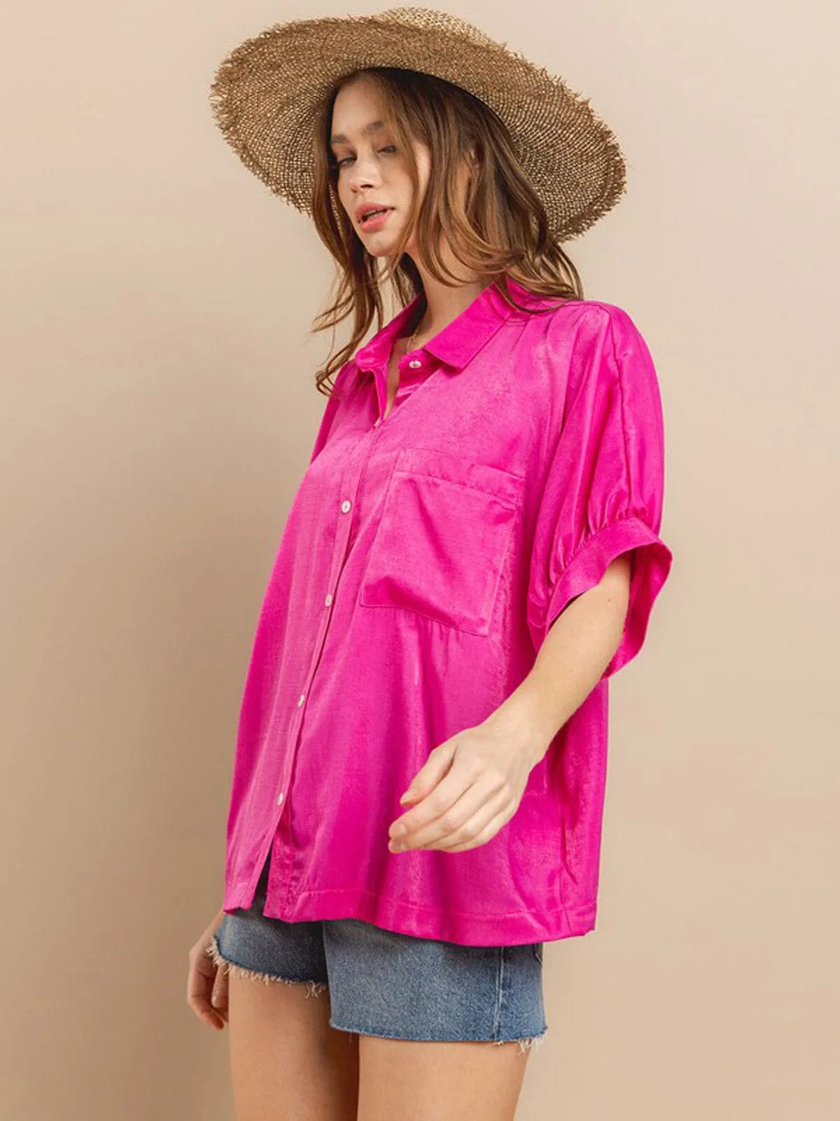 WOMEN'S SHORT SLEEVE FRONT POCKETS BUTTON UP BLOUSE TOP